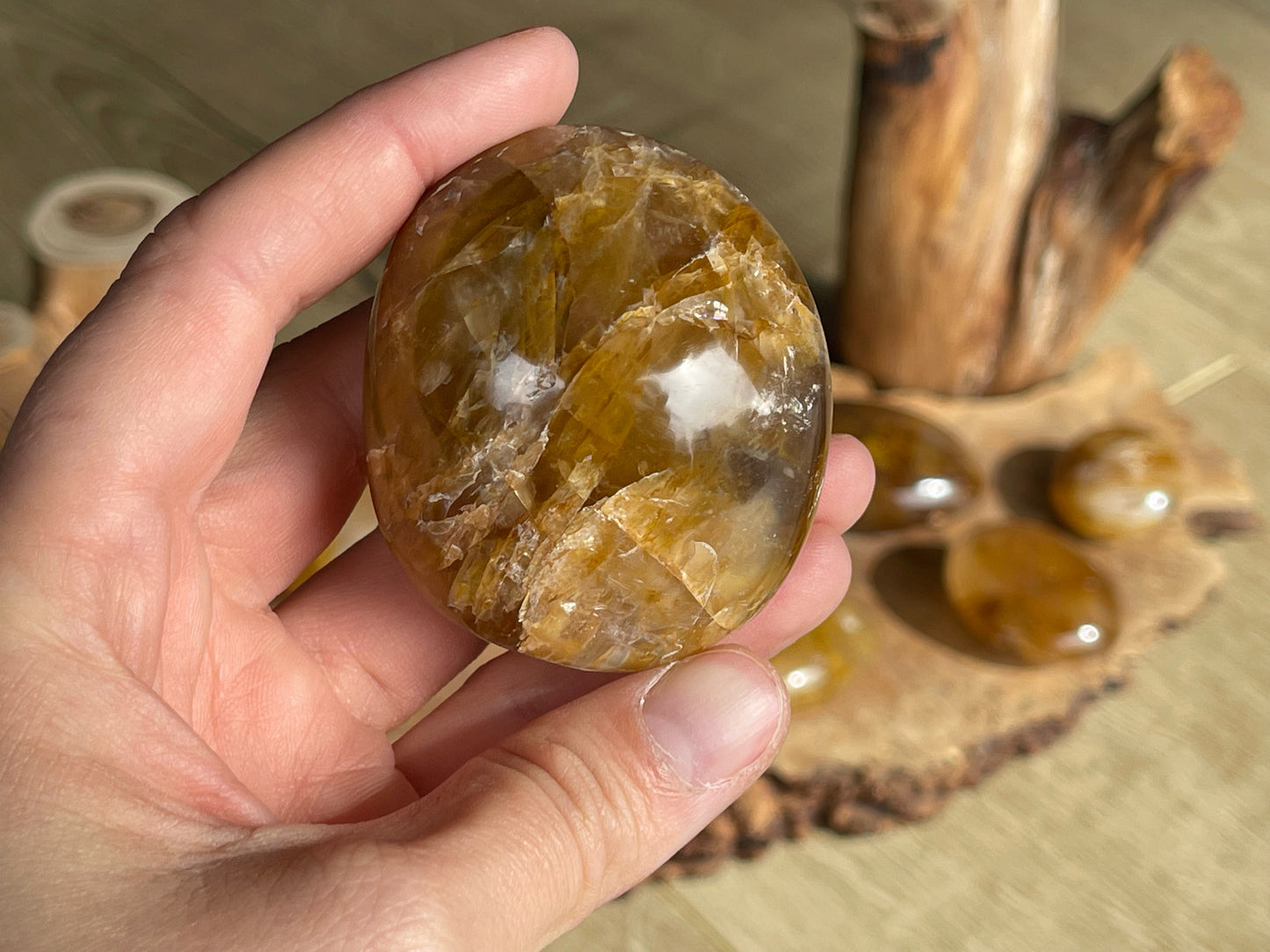 Golden healer quartz palmstones H