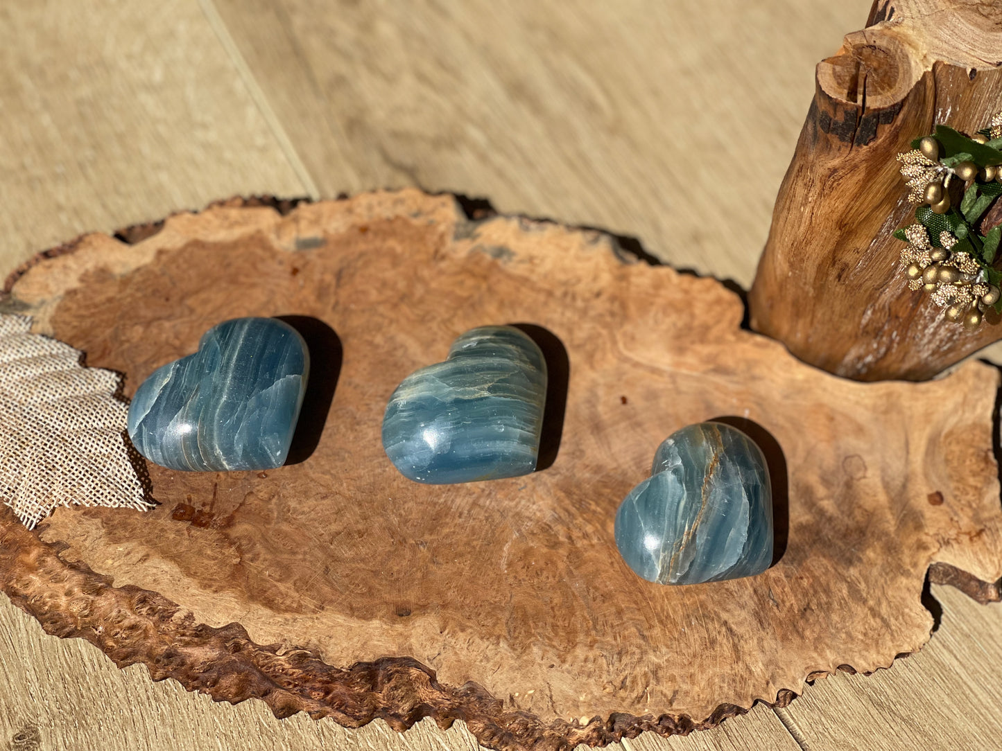 Blue onyx hearts | Aquatine lemurian quartz