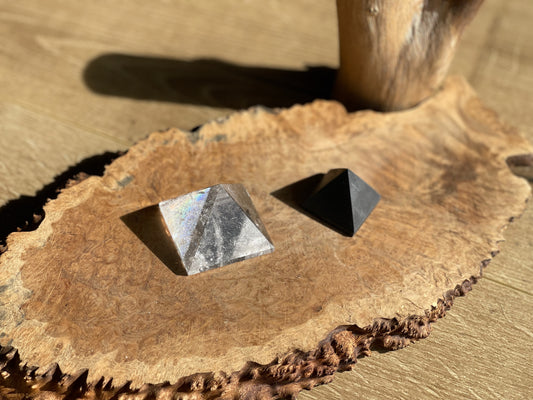 Crystal pyramids II