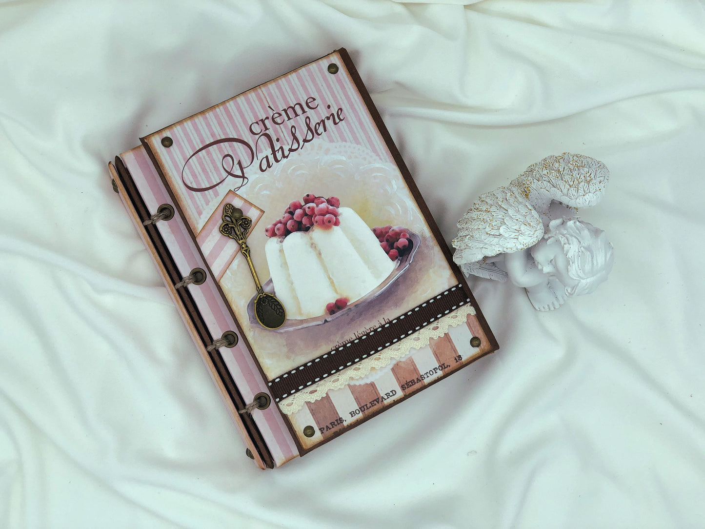 Little pink recipe book