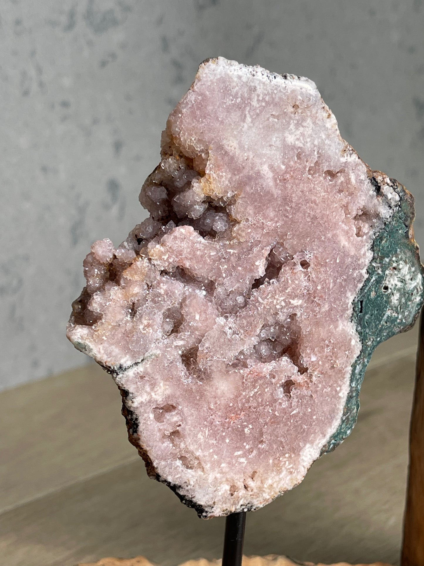 Pink amethyst druzy slab on a stand PB93