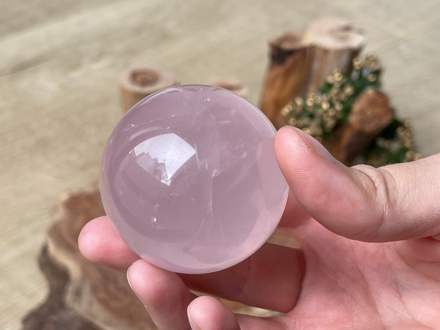Rose quartz medium sphere