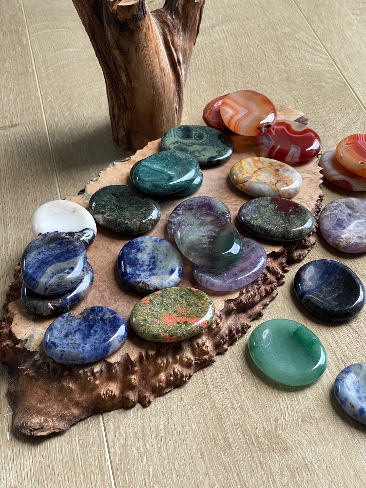 Worry stones | Different crystals