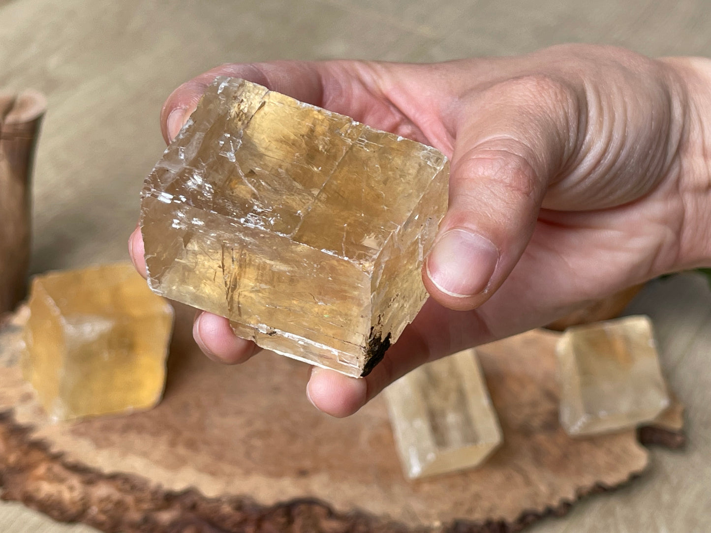 Honey calcite raw cubes